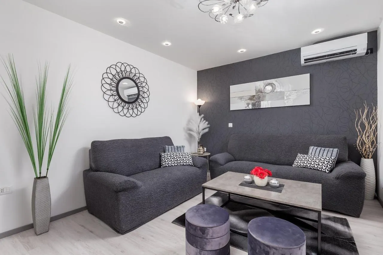 Villa Summer Oasis Dobrinj 0*,