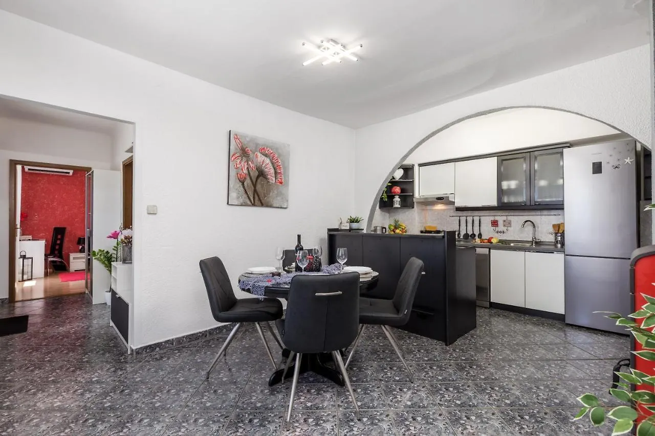 Villa Summer Oasis Dobrinj