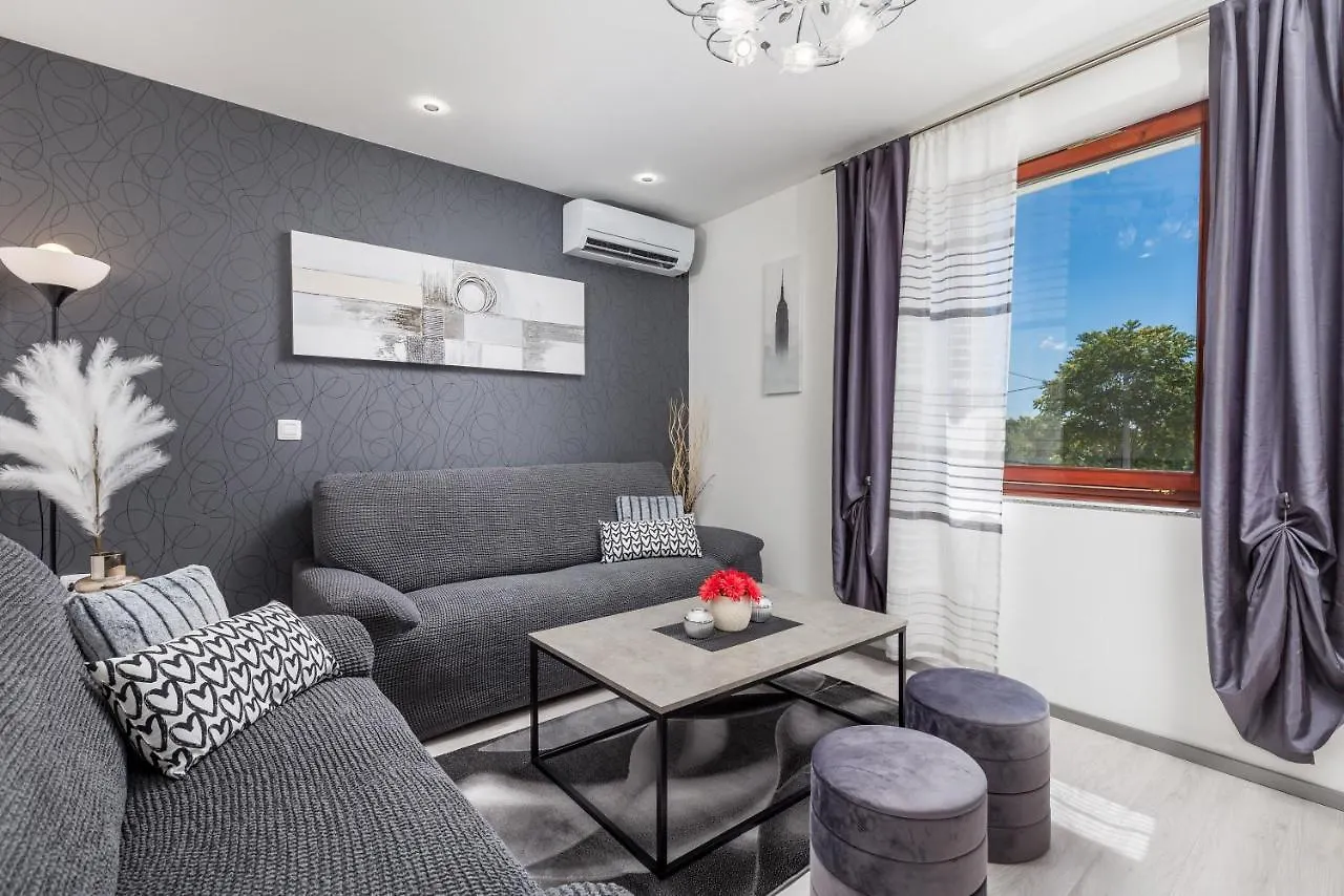 Villa Summer Oasis Dobrinj