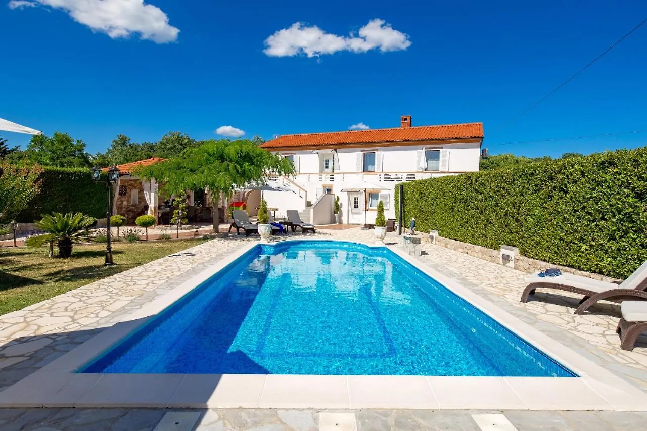 Villa Summer Oasis Dobrinj